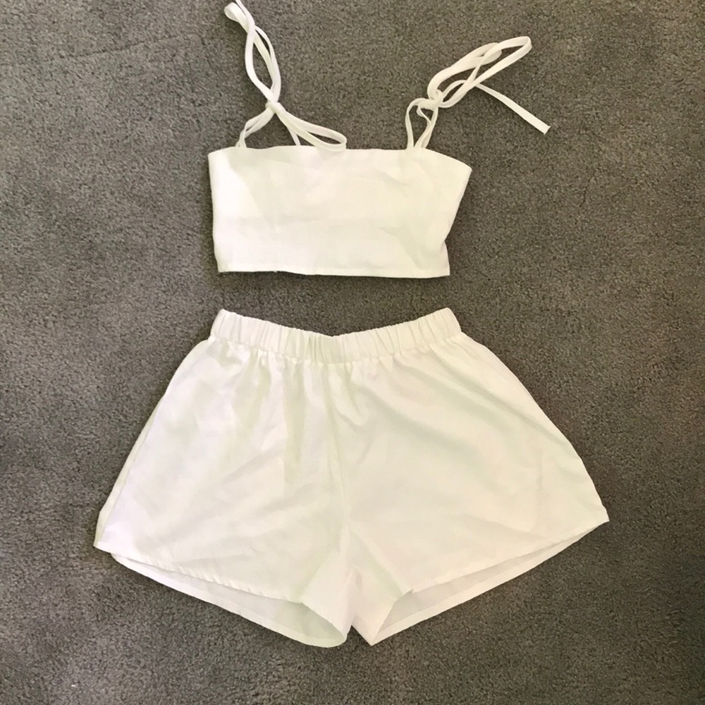 White two piece summer set